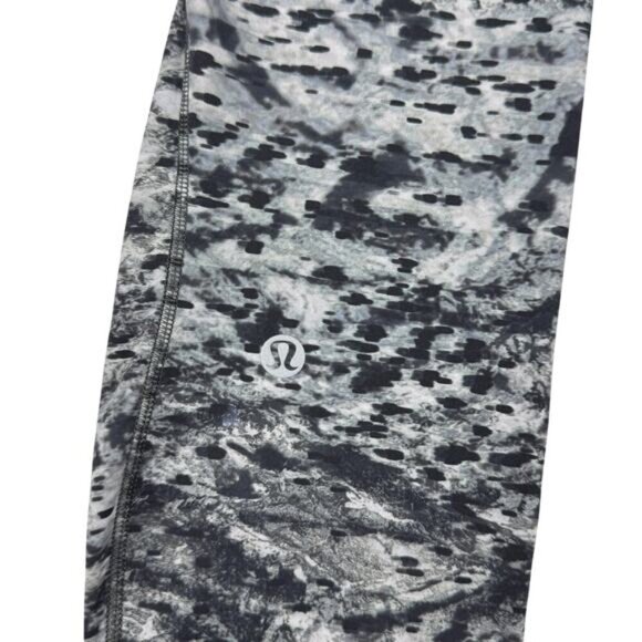 LULULEMON Base Pace High-Rise Tight 25" Size 4 Estuary Grey Multi - Picture 7 of 8